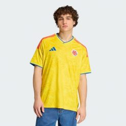 Koszulka podstawowa Kolumbia 26. Żółte t-shirty sportowe męskie Adidas, bez ramiączek, do piłki nożnej, climacool (adidas). Za 439.00 zł.