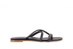 Japonki Bayla-112 0396-304 Black, Czarny, Skóra naturalna - 37. Czarne klapki damskie Bayla, bez wzorów, ze skóry, bez obcasa. W wyprzedaży za 62.10 zł.