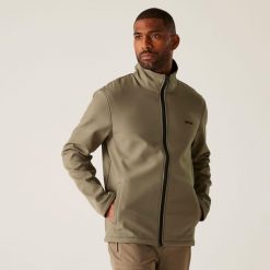 Softshell turystyczny męski Cera V wodoodporny. Zielone kurtki softshell damskie Regatta, m, bez wzorów, z softshellu, bez kaptura. W wyprzedaży za 217.00 zł.