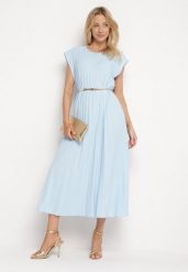 Niebieska Plisowana Sukienka z Krótkim Rękawem Nlea. Niebieskie sukienki damskie Born2be, l, bez wzorów, bez kołnierzyka, bez ramiączek, maxi. Za 129.99 zł.