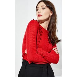 Sweter z falbanami. Swetry klasyczne damskie MOODO, m, bez kołnierzyka. Za 29.99 zł.