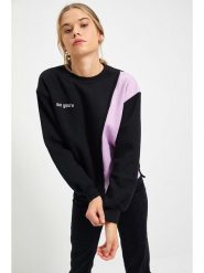 Trendyol Bluza w kolorze lawendowo-czarnym rozmiar: M. Czarne bluzy z nadrukiem damskie Trendyol, m. Za 78.99 zł.
