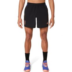 Szorty Asics 7. Czarne szorty męskie Asics, bez wzorów, z materiału, klasyczne. Za 256.00 zł.