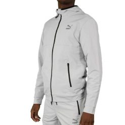 Bluza męska sportowa Puma CLSX+ FZ. Czarne bluzy bez kaptura męskie Puma, bez wzorów, sportowe, bez kołnierzyka, bez ramiączek. W wyprzedaży za 169.00 zł.
