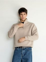 Bluza z wiskozą - beżowy. Brązowe bluzy bez kaptura męskie Reserved, l, z dzianiny. Za 129.99 zł.