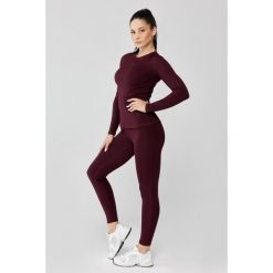 Bielizna termoaktywna damska szybkoschnąca Rough Radical Dreamlover. Czerwona bielizna termoaktywna damska ROUGH RADICAL, bez wzorów. W wyprzedaży za 175.92 zł.