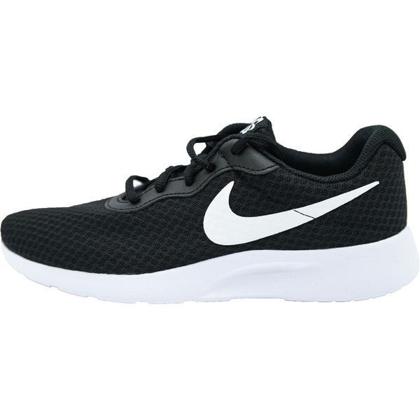 Buty do chodzenia męskie Nike Tanjun. Białe buty fitness męskie Nike, z materiału, bez zapięcia, na fitness i siłownię, Nike Tanjun. Za 349.00 zł.