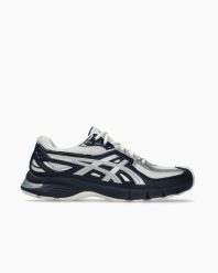 Buty sportowe ASICS Gel-SD-Lyte dla mężczyzn. Czarne buty sportowe na co dzień męskie Asics, z gumy, bez zapięcia, trekkingowe. Za 757.85 zł.
