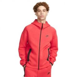 Bluza sportowa męska Nike Tech Fleece. Czerwone bluzy sportowe męskie Nike, bez wzorów, sportowe, bez kołnierzyka, bez ramiączek. Za 592.00 zł.