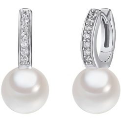 Rafaela Donata Srebrne kolczyki kreole srebro wysokiej próby Cyrkonia Perła naturalna srebrny Kolczyki koła 1 ct Damski. Szare kolczyki damskie Rafaela Donata, z cyrkonią, srebrne. Za 229.99 zł.