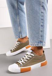 Zielone Trampki Castite. Zielone trampki i tenisówki damskie Born2be, z aplikacjami, z gumy, przed kostkę. Za 59.99 zł.