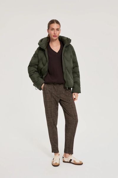 Krótka kurtka khaki. Brązowe kurtki damskie MOODO, l, bez wzorów, z poliamidu, bez kaptura. Za 199.99 zł.