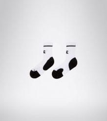 Skarpety tenisowe męskie Diadora LONG SOCKS white/black. Białe skarpetki męskie Diadora, bez wzorów, z elastanu. Za 29.99 zł.