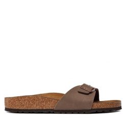 Klapki Birkenstock. Brązowe klapki damskie Birkenstock, bez wzorów, bez obcasa. Za 309.99 zł.