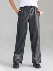 Spodnie wide leg z imitacji skóry - czarny. Czarne spodnie materiałowe damskie Sinsay, bez wzorów, ze skóry. Za 59.99 zł.