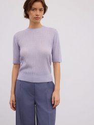 BGN Sweter w kolorze lawendowym rozmiar: 36. Różowe swetry klasyczne damskie BGN, ze splotem, bez kołnierzyka. Za 117.45 zł.