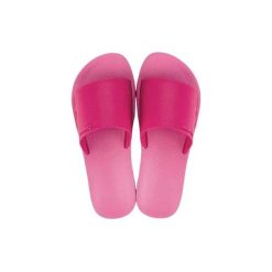 Klapki basenowe damskie Ipanema Anat Classic Slide. Czerwone klapki damskie Ipanema, bez wzorów, z materiału, bez obcasa. Za 56.95 zł.