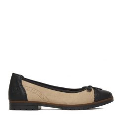 Baleriny Rieker. Brązowe baleriny damskie Rieker, bez wzorów, bez obcasa. Za 319.99 zł.