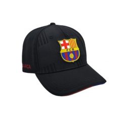 FC Barcelona czapka z daszkiem dla dorosłego czarna. Czarne czapki męskie FC Barcelona, bez wzorów, z bawełny. Za 99.00 zł.