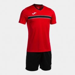 Zestaw koszulka treningowa i spodenki Joma Victory. Czarne szorty męskie Joma, bez wzorów, sportowe. Za 252.00 zł.