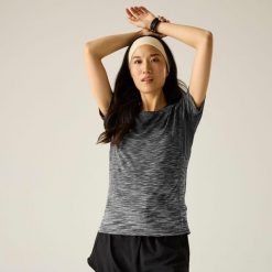 Damska koszulka z krótkim rękawem Laxley II w kolorze melanżowym. Niebieskie t-shirty damskie Regatta, bez wzorów, z elastanu, bez kołnierzyka. W wyprzedaży za 109.99 zł.