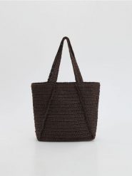 Pleciona torebka handmade - ciemnobrązowy. Brązowe torebki klasyczne damskie Reserved, bez wzorów, bez dodatków. Za 129.99 zł.