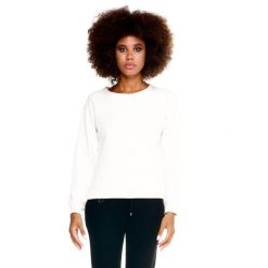 Damski sweter Leone Basic z okrągłym dekoltem. Białe swetry klasyczne damskie LEONE 1947 APPAREL, l, z tkaniny, bez kołnierzyka. W wyprzedaży za 139.75 zł.
