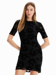 Desigual Sukienka codzienna Oxford 23SWVK19 Czarny Slim Fit. Czarne sukienki damskie Desigual, na co dzień, xs, bez wzorów, z syntetyku, bez kołnierzyka, bez ramiączek, proste. Za 329.99 zł.