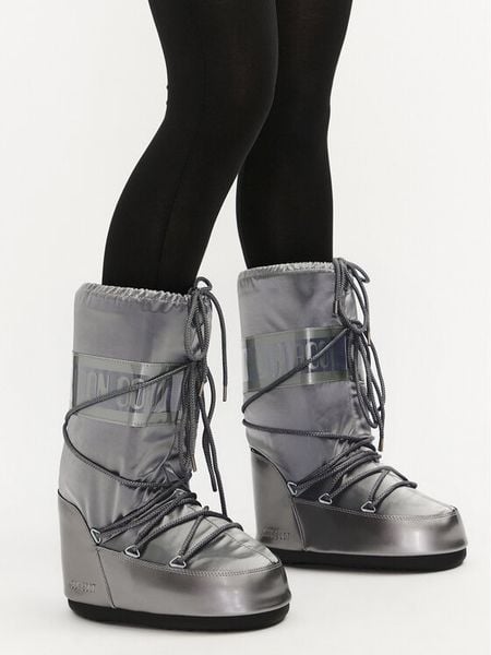 Moon Boot Śniegowce 80D1401680 Srebrny. Szare śniegowce damskie Moon Boot, ze skóry. Za 989.99 zł.