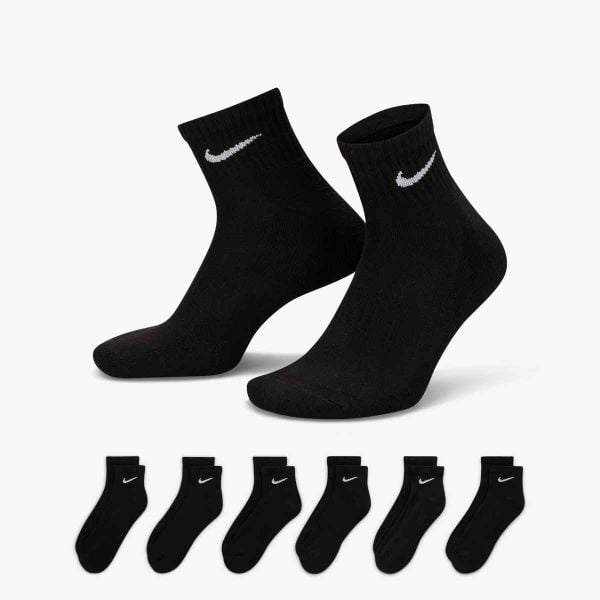 Skarpetki sportowe dla dorosłych Everyday Cushioned Dri-FIT 6-Pack Socks. Czarne skarpetki damskie Nike, bez wzorów, z bawełny. Za 99.00 zł.