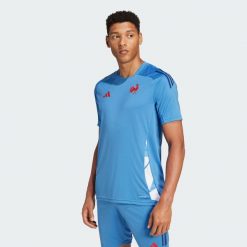 Koszulka France Performance. Niebieskie t-shirty sportowe męskie Adidas, l, z materiału, bez ramiączek, do piłki nożnej. W wyprzedaży za 114.50 zł.