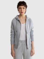 Bluza damska z kapturem szara Laurisana 901. Szare bluzy z kapturem damskie Big Star, l. W wyprzedaży za 179.99 zł.