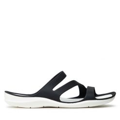 Klapki Crocs. Czarne klapki damskie Crocs, bez wzorów, bez obcasa. Za 129.99 zł.