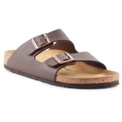 Klapki damskie Birkenstock Arizona BF. Brązowe klapki damskie Birkenstock, bez wzorów, z materiału, bez obcasa. Za 380.66 zł.
