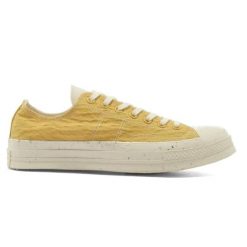 Buty do chodzenia damskie Converse Chuck 70 Hybrid Texture Low. Żółte buty sportowe na co dzień damskie Converse, bez wzorów, trekkingowe. Za 270.00 zł.