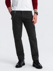 Spodnie męskie z kieszeniami cargo i ściągaczem na dole nogawki - czarne V5 OM-PACG-0189 - XL. Czarne spodnie materiałowe męskie Ombre Clothing, bez wzorów, z bawełny. W wyprzedaży za 79.99 zł.