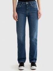 Jeansy damskie z prostą nogawką niebieskie Myrra 313. Niebieskie jeansy damskie Big Star. Za 329.99 zł.