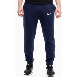 Spodnie Sportowe męskie Nike Park 20 Fleece Pant. Niebieskie spodnie sportowe męskie Nike. Za 156.00 zł.