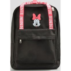 Plecak z aplikacją Minnie Mouse - Czarny. Czarne plecaki damskie Sinsay, z aplikacjami. W wyprzedaży za 49.99 zł.