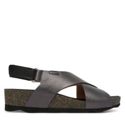 Sandały Pikolinos. Szare sandały damskie Pikolinos, bez wzorów, bez obcasa, na koturnie. Za 489.99 zł.