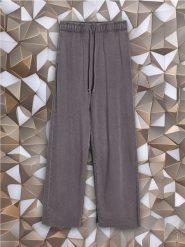 Spodnie - szary. Szare spodnie materiałowe damskie Sinsay, bez wzorów, z bawełny. W wyprzedaży za 35.99 zł.