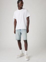 Levi's Szorty dżinsowe "405" w kolorze błękitnym rozmiar: W28. Niebieskie szorty męskie Levi's, z aplikacjami, z bawełny, klasyczne. Za 147.65 zł.