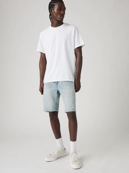 Levi's Szorty dżinsowe "405" w kolorze błękitnym rozmiar: W38. Niebieskie szorty męskie Levi's, z bawełny, bez kołnierzyka. Za 174.95 zł.
