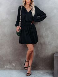 LA Angels Sukienka w kolorze czarnym rozmiar: M. Czarne sukienki damskie LA Angels, m, bez wzorów, bez kołnierzyka, bez ramiączek, mini. Za 174.02 zł.