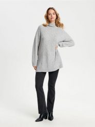 Sweter z ozdobnym splotem - szary. Szare swetry klasyczne damskie Sinsay, l, z włókna, bez kołnierzyka. Za 69.99 zł.