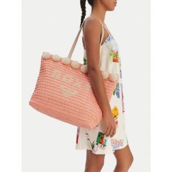 Torebka Roxy. Czerwone torebki klasyczne damskie Roxy, bez wzorów, bez dodatków. Za 119.99 zł.