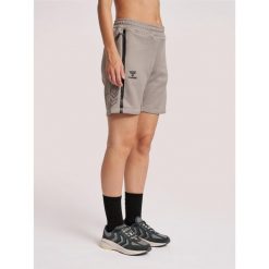 Szorty damskie Hummel Cima XK. Szare spodenki sportowe damskie HUMMEL, bez wzorów, z dresówki, eleganckie. W wyprzedaży za 195.00 zł.