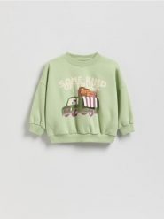 Bluza oversize z nadrukiem - oliwkowy. Zielone bluzy i bluzki niemowlęce Reserved, bez wzorów, z bawełny, bez ramiączek, bez kaptura. Za 49.99 zł.