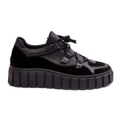 Damskie Skórzane Buty Sportowe Na Platformie M01/1 Zazoo Czarne. Czarne buty sportowe na co dzień damskie bez wzorów, z gumy. Za 508.41 zł.