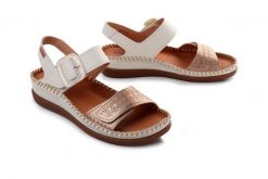 Pikolinos CADAQUES W8K-0555C1 NATA, sandały damskie. Brązowe sandały damskie Pikolinos, bez wzorów, ze skóry, bez obcasa, na koturnie. Za 544.90 zł.